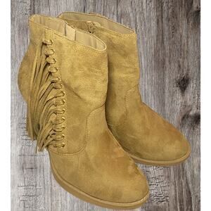 Y Not?‎ Suede Fringe Boots